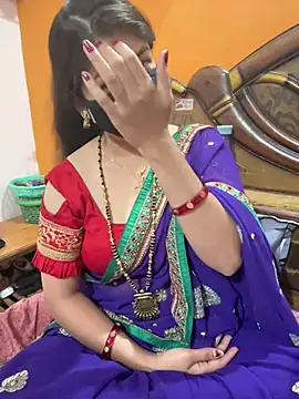 cutestpearl online show from April 30, 7:19 pm