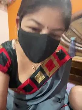 cutestpearl online show from May 29, 7:23 pm