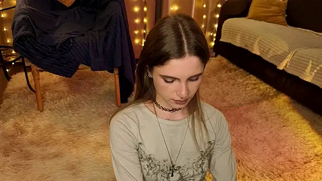 RozanneJordan online show from March 24, 5:29 pm