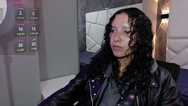 pettymoon1 online show from December 4, 12:07 pm