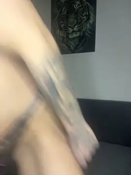 SexyInkedMiilfxx online show from January 31, 9:57 pm