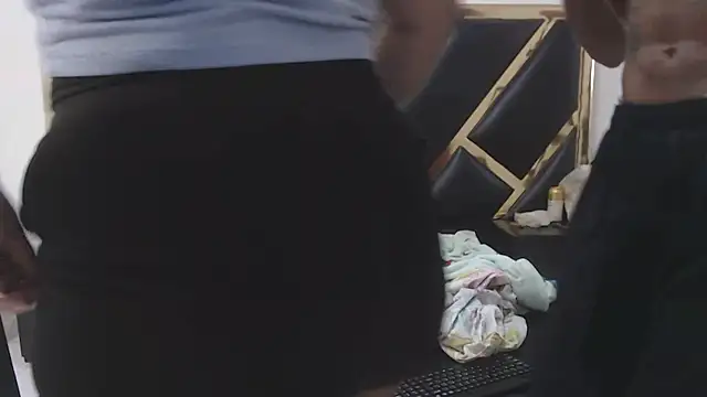 Caroyandy3 online show from November 28, 6:00 pm