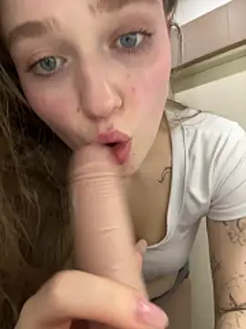 RussianWoman online show from December 22, 10:07 am