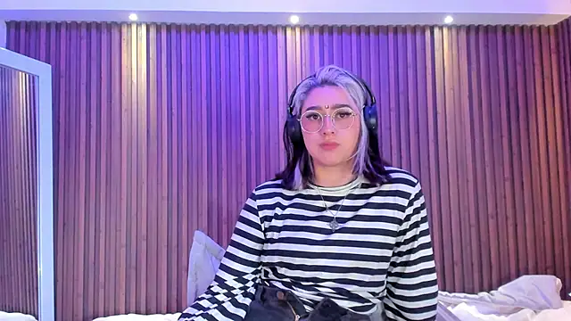 GabyRose9 online show from May 16, 12:24 am