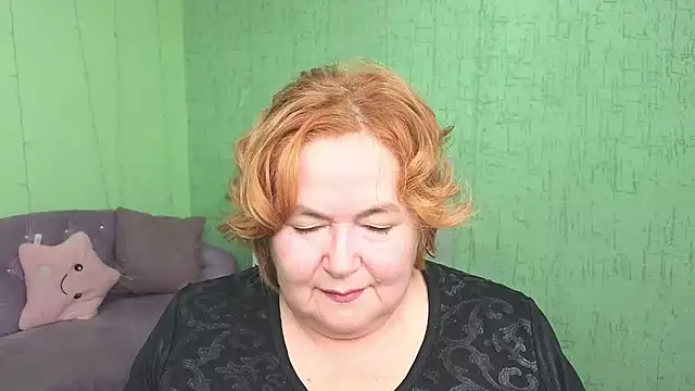 Nola Nektar online show from November 27, 5:32 am