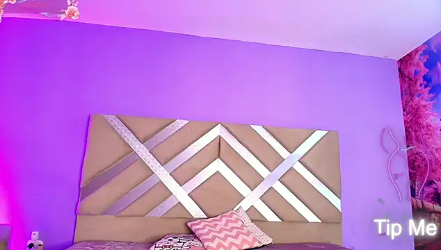 mei kora online show from November 25, 3:31 am