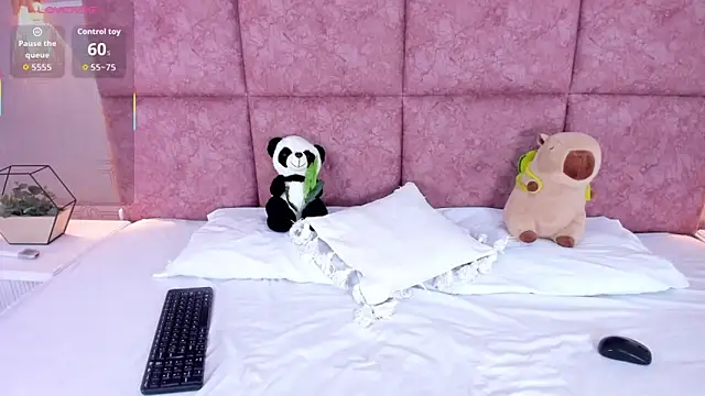 NathalieRoss1 online show from February 11, 5:09 am