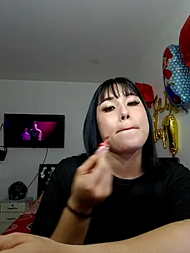 hot-shaved-baby online show from November 24, 7:49 pm