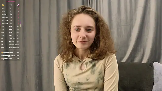 CuteLunette online show from December 13, 7:53 pm