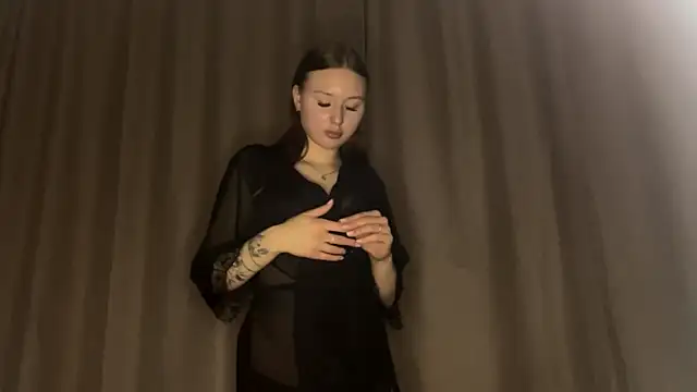 DivaRay online show from December 4, 10:28 am