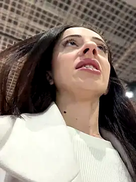 Lilitoppp online show from December 2, 9:33 am