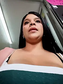 Layla-daring online show from March 19, 8:46 pm