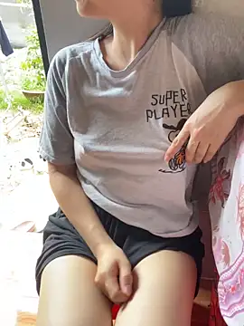 XndSeraphina online show from April 8, 6:26 am