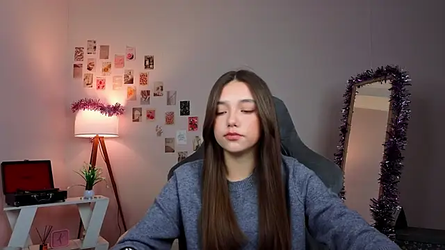 Vexorine online show from January 8, 7:07 pm