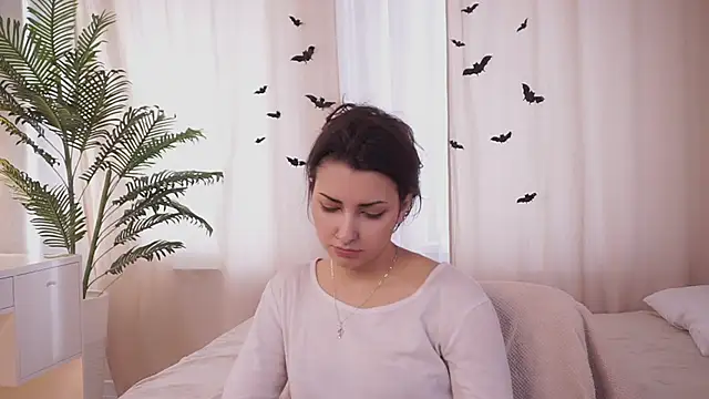 DovieMascall online show from November 21, 7:21 am