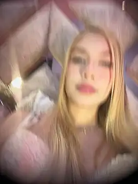 valeryfox   online show from April 20, 12:46 am