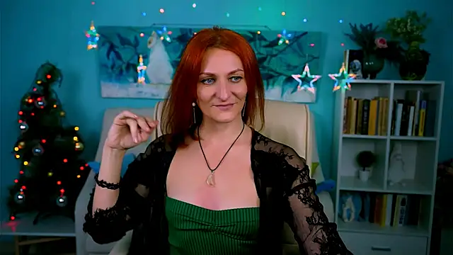 DianaTorrens online show from December 18, 9:47 am