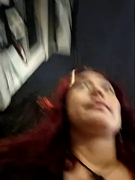 Eveeelyn25 online show from February 14, 2:13 am