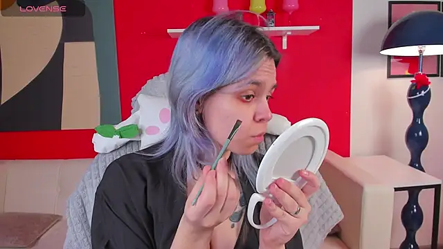 LiraBelle online show from April 6, 3:06 am