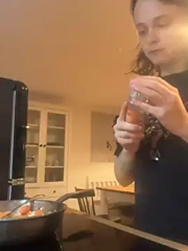 norafack33 online show from February 22, 7:04 pm