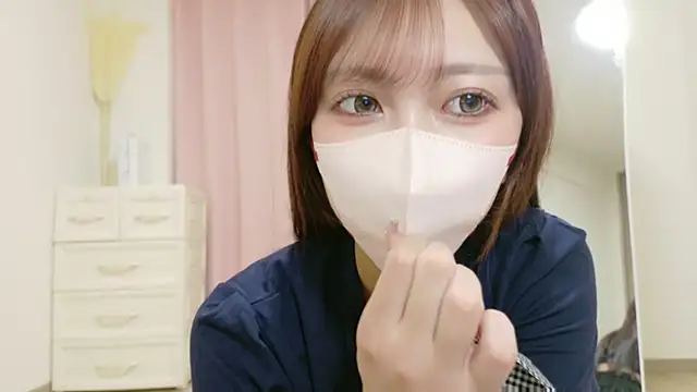 alicechan v online show from August 6, 11:17 am