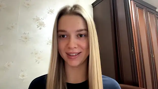 MichikoWienandt online show from November 27, 5:10 am