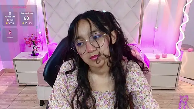 rosee tay1 online show from January 7, 12:30 pm