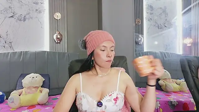 Cloe16  online show from February 14, 3:41 am