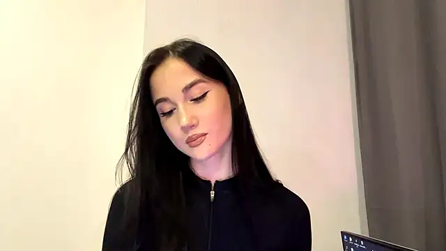 Beautyofnlka online show from November 25, 1:13 pm