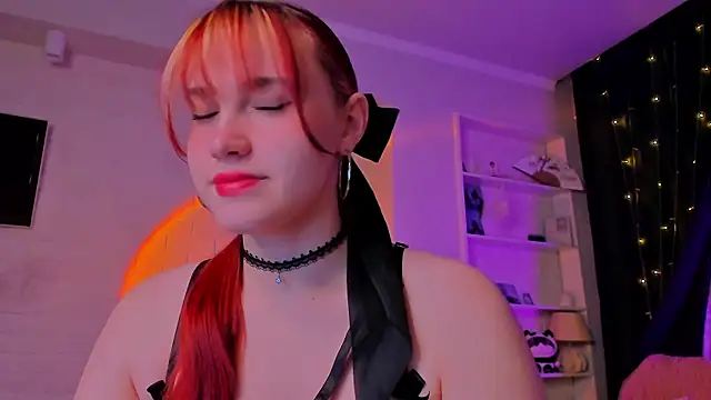 SweetieMarry online show from December 18, 6:12 pm