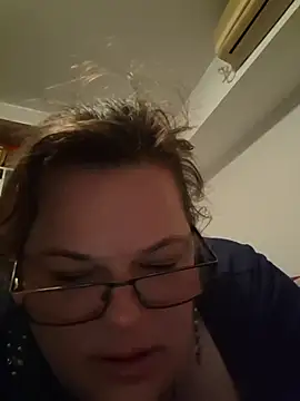 Tasmine online show from November 28, 1:36 pm