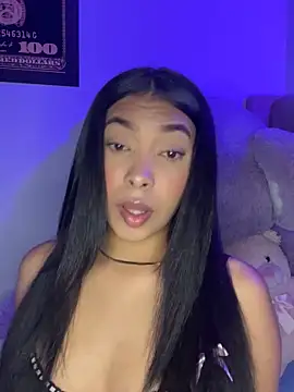 KarolRojas 22 online show from February 1, 4:33 am