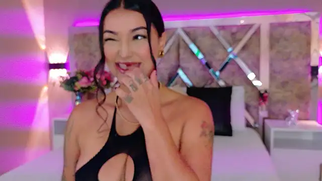 MelissaGill  online show from January 12, 2:55 pm