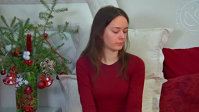 LilyLanes online show from December 17, 6:50 am