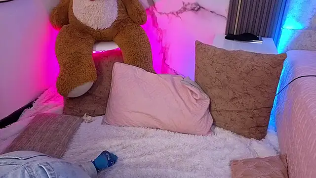 Kattie sweet1 online show from March 12, 1:03 pm