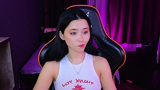 RedMidnight online show from February 27, 9:36 pm