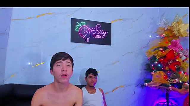 Lester james2 online show from November 29, 5:44 am