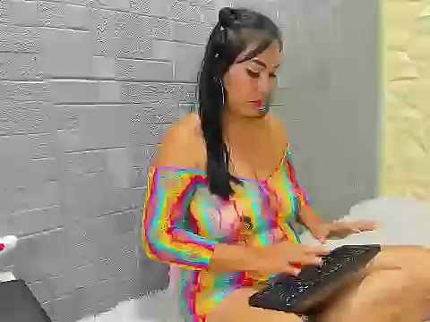 AzumiWalker online show from December 4, 8:09 pm