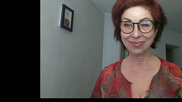 Kelly Flurr online show from December 4, 9:22 am