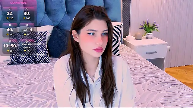 Danielle Eddwards online show from February 26, 5:12 pm