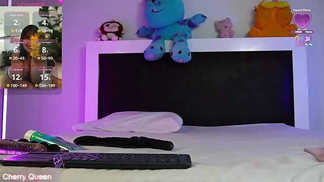 CerecitaQueenn online show from April 27, 9:45 pm