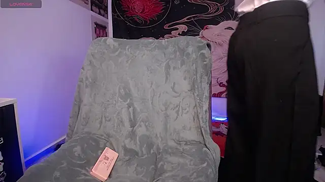 alicedangerXXX online show from January 17, 7:54 pm