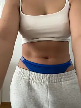 yourgirlkate online show from February 18, 10:14 am