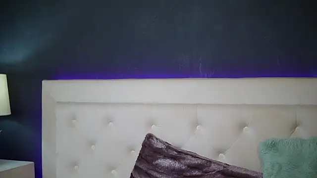 JosieLili online show from November 30, 8:24 pm