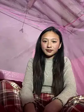 Mayli2x online show from December 3, 1:02 pm