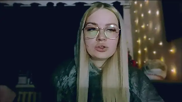 Whitehex666 online show from January 13, 4:33 pm