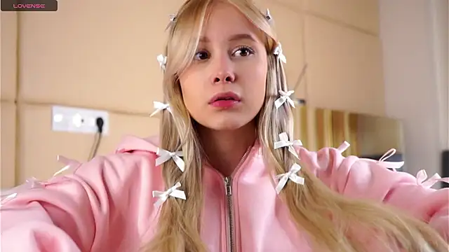 AunclreaVache online show from February 27, 4:34 am