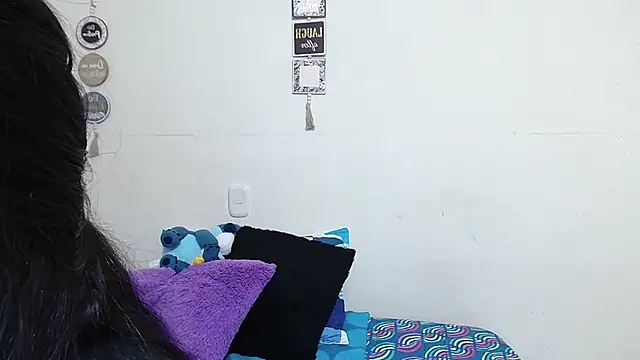 rose towers4 online show from January 15, 9:43 pm