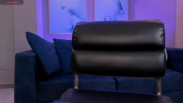 RossiRivers online show from April 3, 1:42 pm