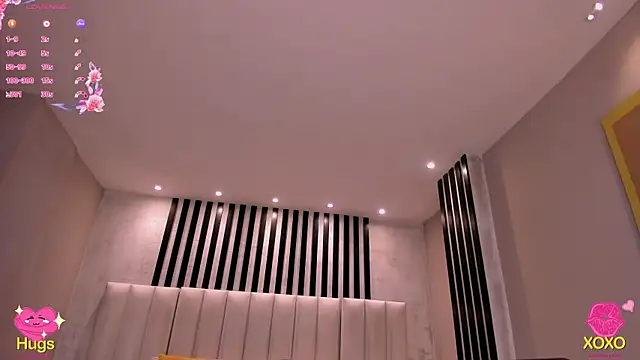 LisaFlowers  online show from February 21, 11:22 am